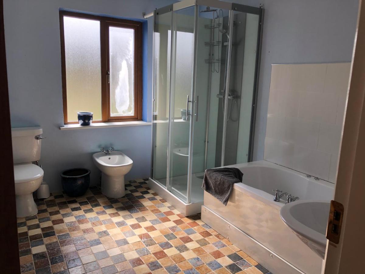 House With Sea Views Close To Beach With Wifi And Large Kitchen And Dining Ardnagreevagh Zewnętrze zdjęcie